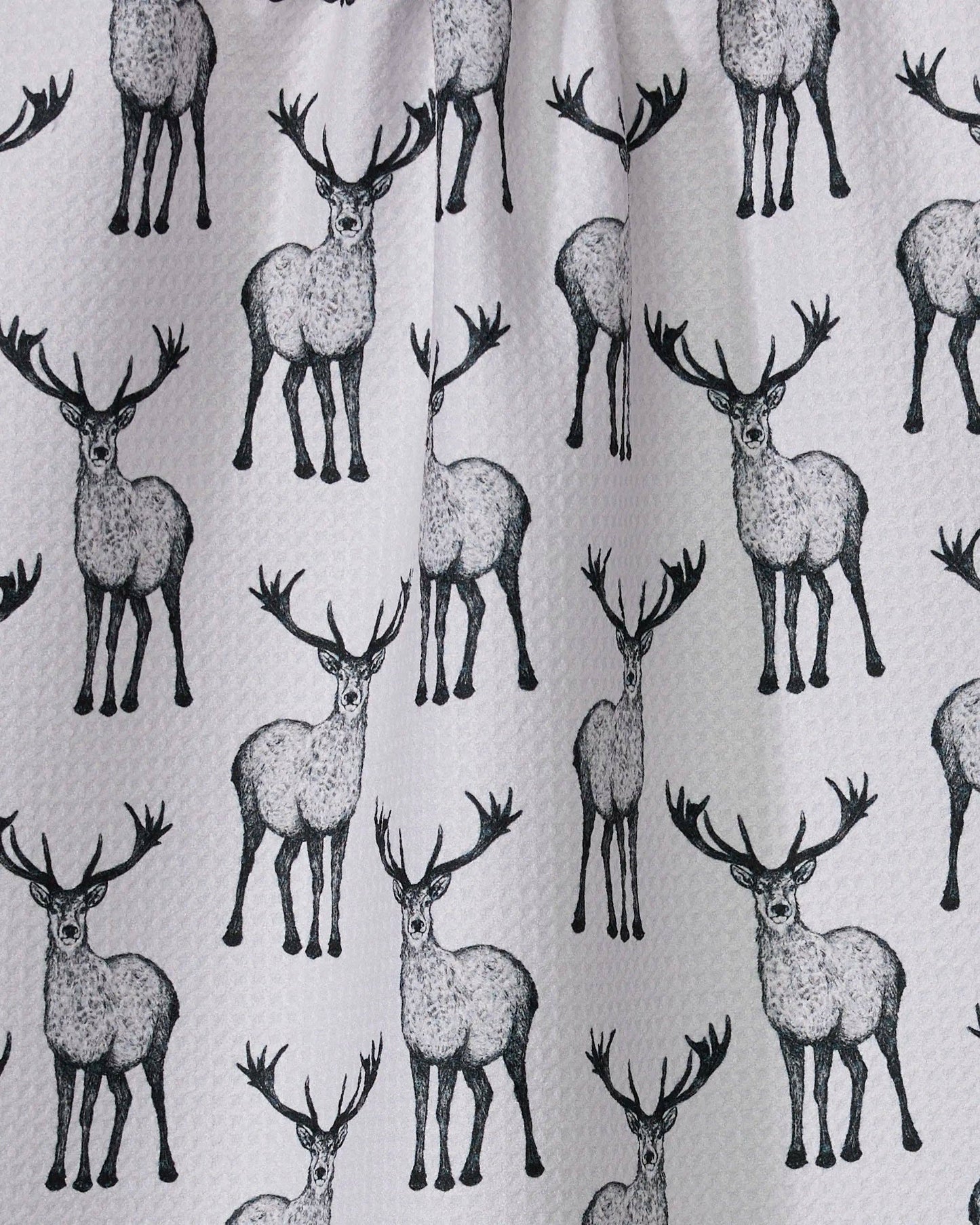 Ultra-absorbent Geoweave tea towel with soft textured weave detail.