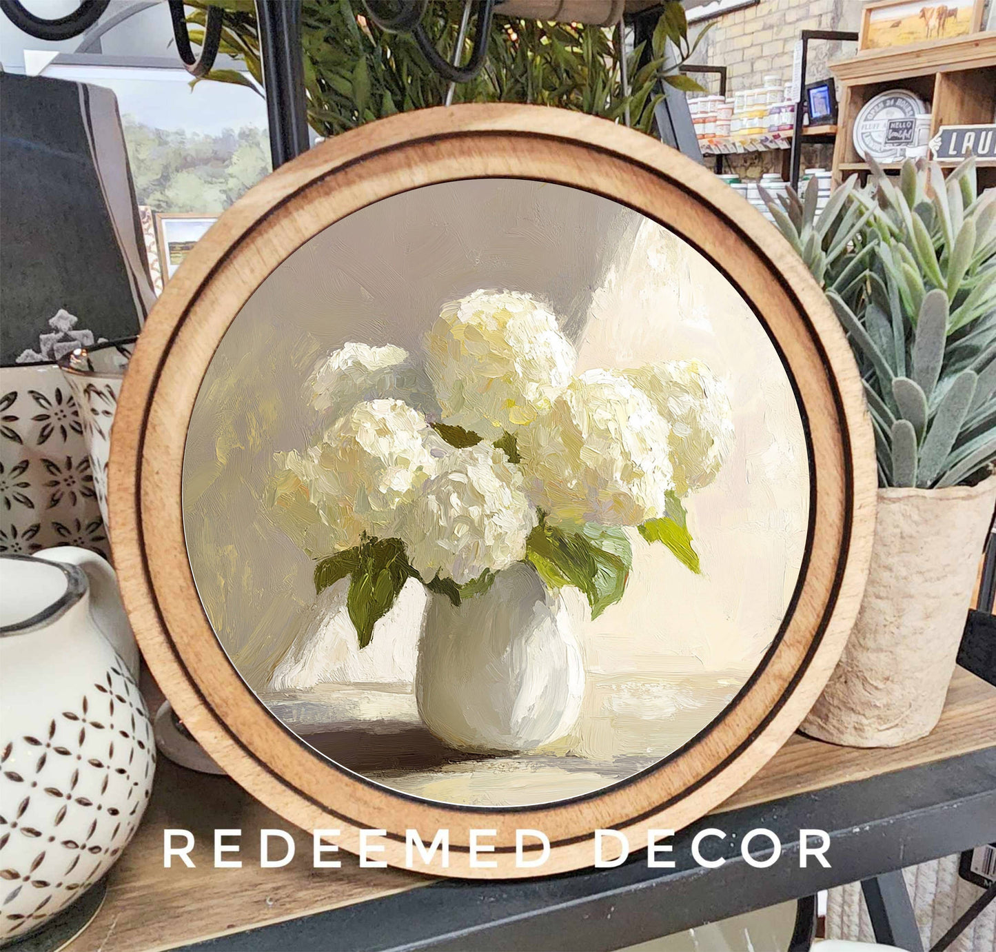 8" Round Hydrangea Vase Art