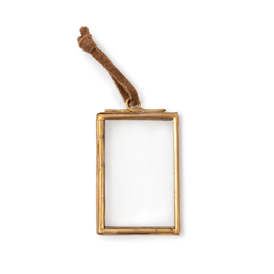 Brass Hanging Frame Ornament – Vertical