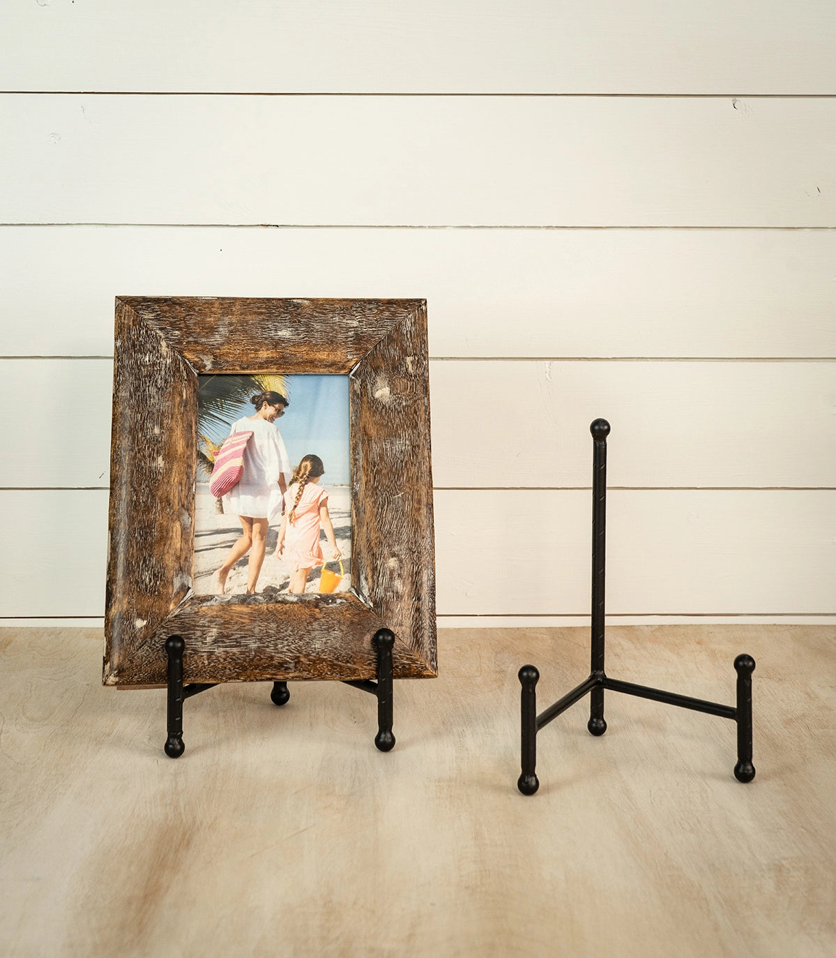 Iron Display Easels in 6-inch and 9-inch sizes for displaying artwork, photographs, plates, and decorative objects.